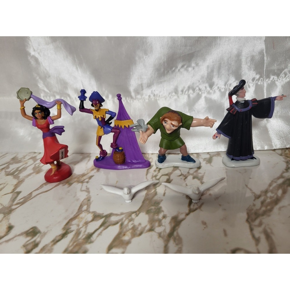 Vintage 1996 Disney Hunchback of Notre Dame Figures - Lot of 4 + Pigeons